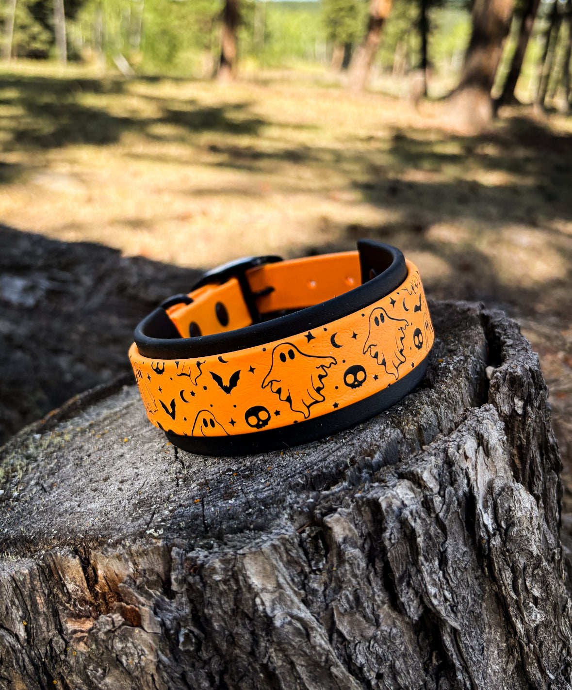 Cutesy Ghost Buckle Collar